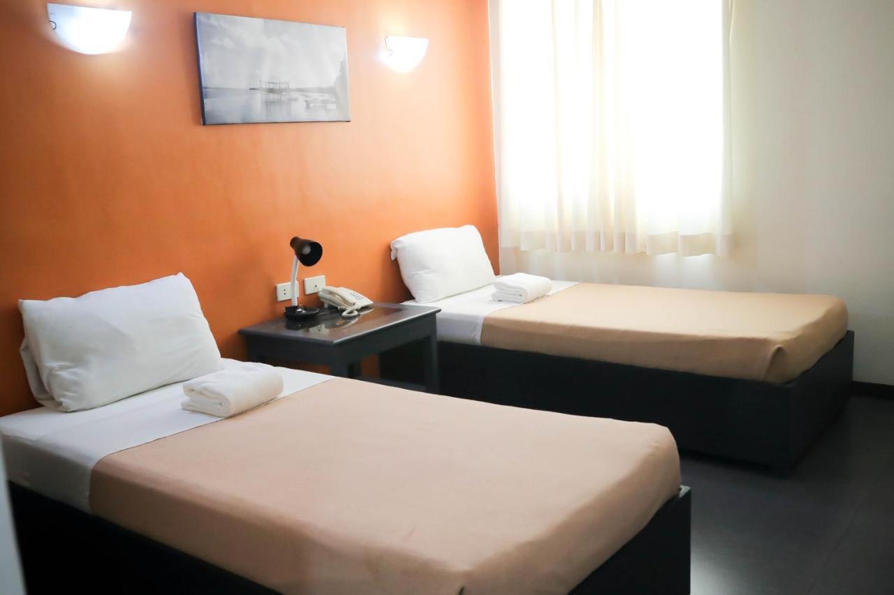 Ialodge Ormoc Kültér fotó